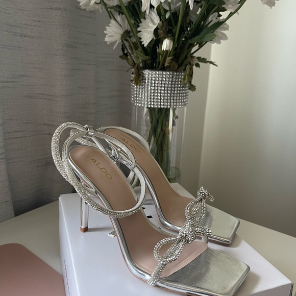Aldo Barrona Heels size 7 US. - Picture 2 of 4
